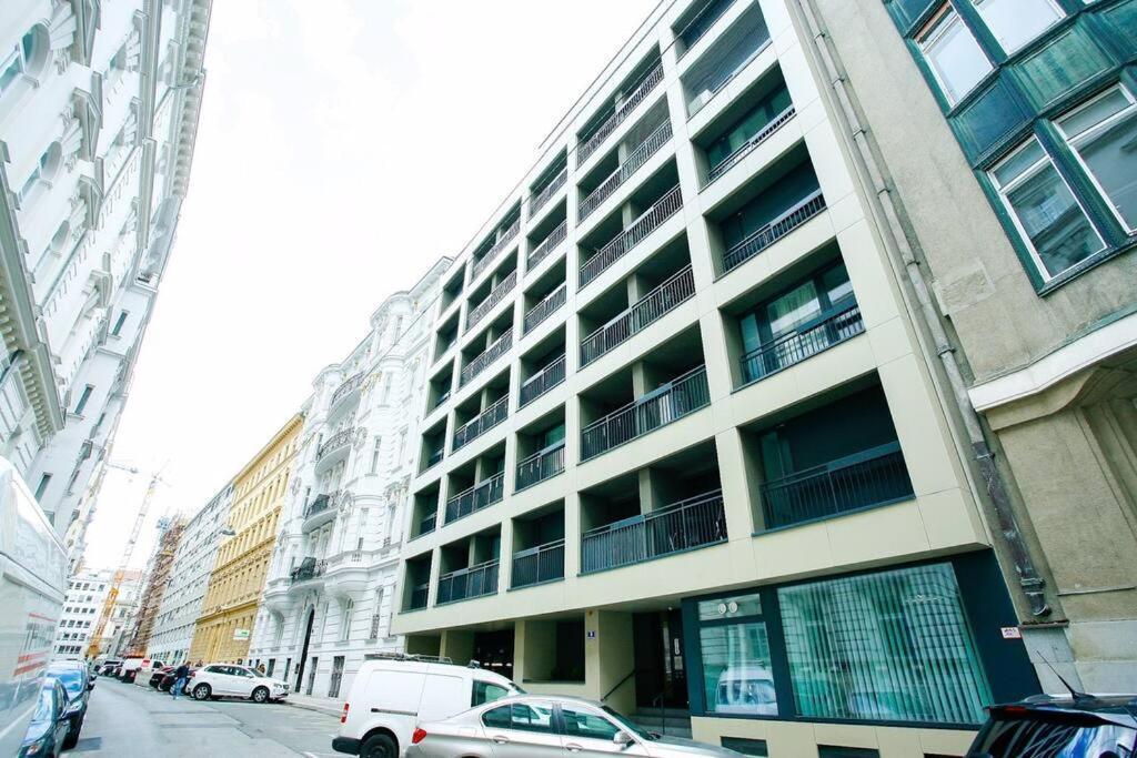 Top Central Apartment On Karlsplatz 비엔나 외부 사진